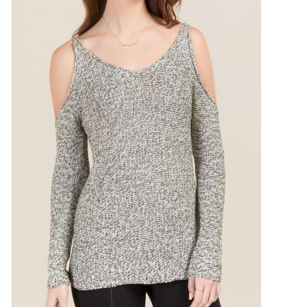 Francesca’s Heather Casual Sweater